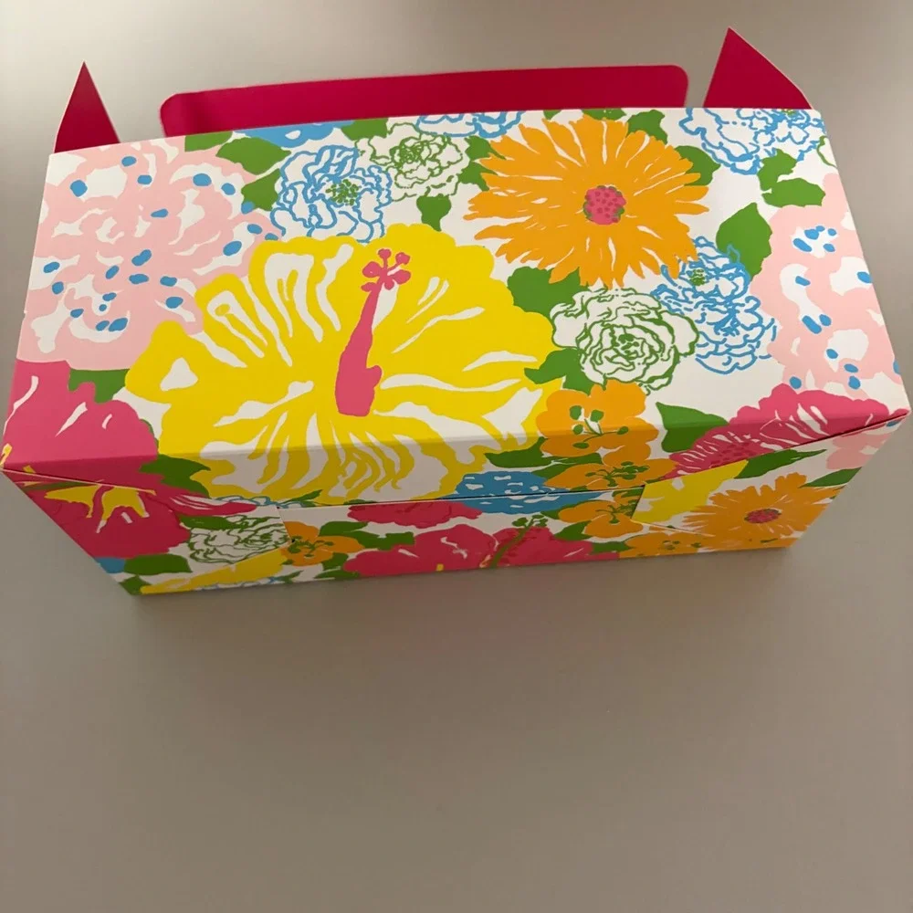 Lilly Pulitzer Empty  Floral Print Gift Box Set of‎ 2 Pink Yellow Blue Flowers